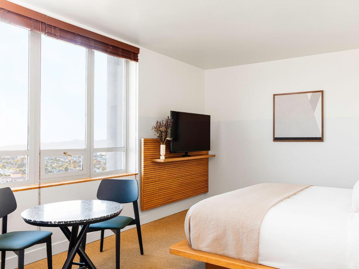 June West La, A Member Of Design Hotel